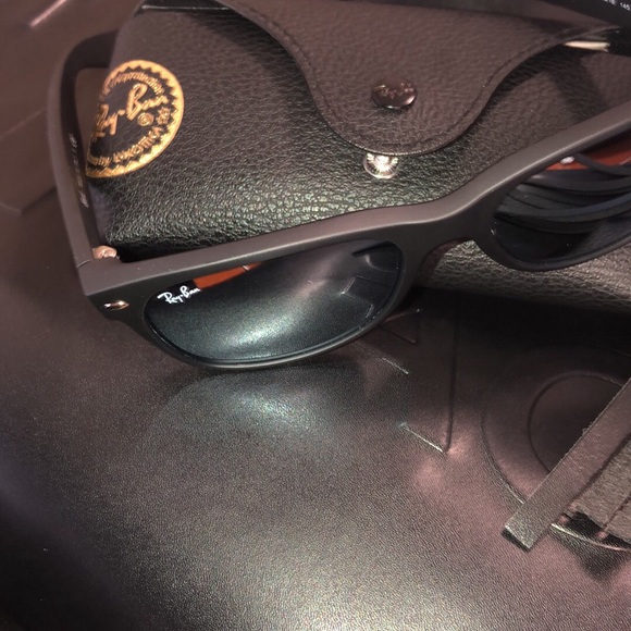 Brand New Ray Ban Sunglasses - Picture 4 of 4